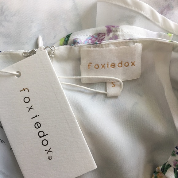 Foxiedox Asymmetrical Floral Skirt - Picture 7 of 7